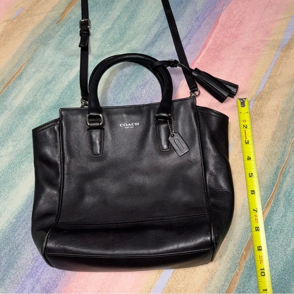 Coach F 48894 Mini Tanner crossbody bags in black - Picture 7 of 10